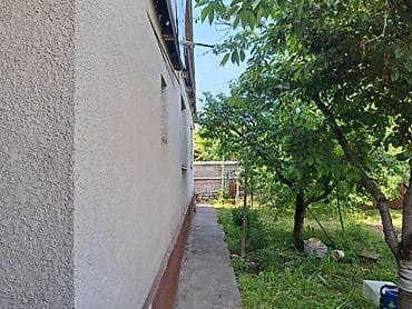 бгу: 🏡 Продаётся кирпичный дом с участком 📍 Удобное расположение — всего — 5