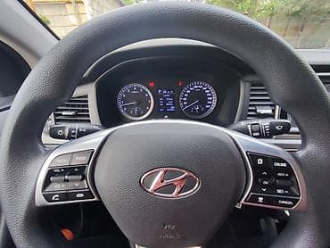 Продажа авто: Hyundai Sonata: 2020 г., 2 л, Автомат, Газ, Седан — 4