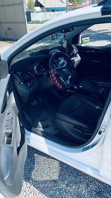 smart plus: Chevrolet Spark: 2016 г., 1 л, Автомат, Бензин, Хэтчбэк — 5