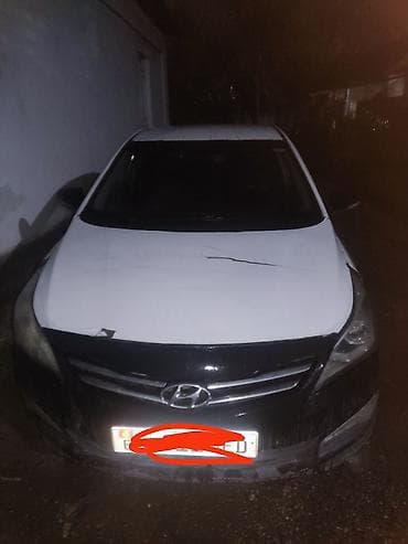 Hyundai Solaris: 2015 г., 1.6 л, Автомат, Бензин, Седан