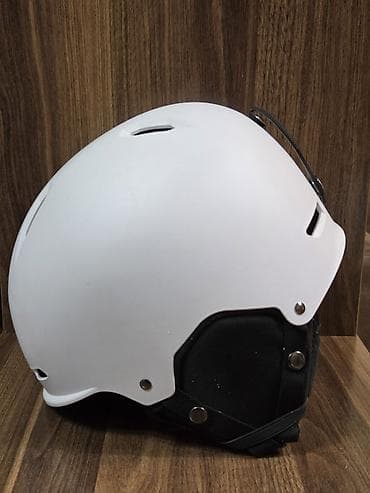 Спорттук сумкалар: Горнолыжный шлем. Женский. Размер M. Есть дополнителньая регулировка — 3