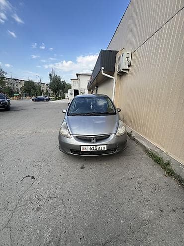 Honda Fit: 2004 г., 1.5 л, Вариатор, Бензин, Хэтчбэк — 2