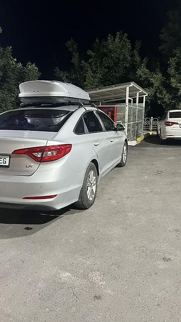 geely galaxy e5: Hyundai Sonata: 2015 г., 2 л, Автомат, Газ, Седан — 8