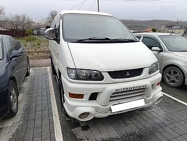 митцубици делика: Mitsubishi Delica: 2004 г., 3 л, Автомат, Бензин, Минивэн — 7