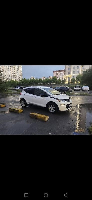 Chevrolet Bolt: 2018 г., Электромобиль