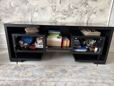купить стол для учебы: Тумба и подставка для телевизора, Б/у, Напольная, ЛДСП, Самовывоз, цвет - Черный — 2