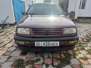 Унаа: Volkswagen Vento: 1994 г., 1.8 л, Кол менен иштөөчү, Бензин, Седан — 1