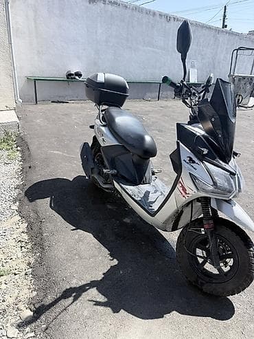Скутеретта 150 куб. см, Бензин, Б/у