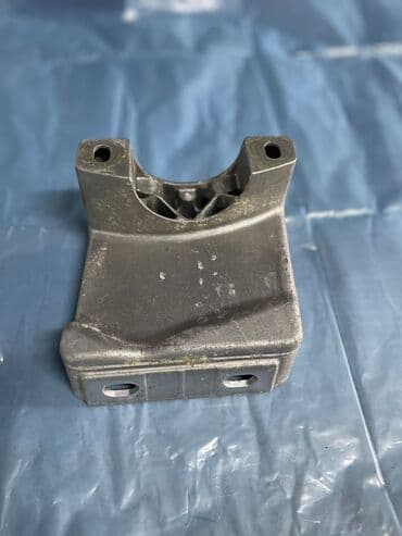 BMW E60 Кронштейн Бмв е60 правый руль Японец в наличии ❗️О НАЛИЧИИ