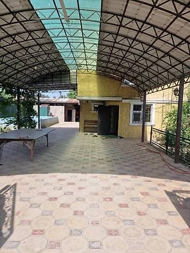 Комнаты: Очень срочно!!! Продаётся жилой дом 274кв м с большим двором и — 2