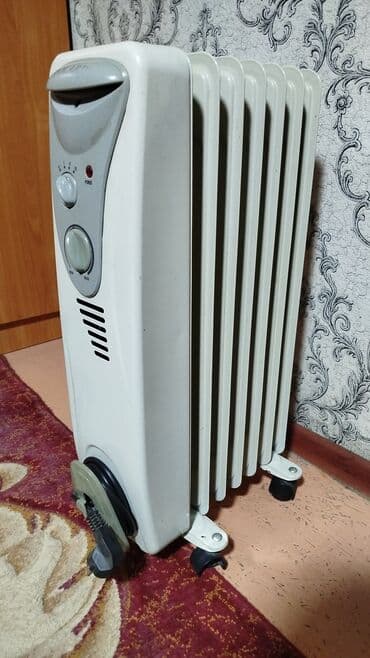 утюг polaris pir 2855a: Масляный обогреватель Polaris, Кол-во секций: 7, Несколько режимов мощности — 7