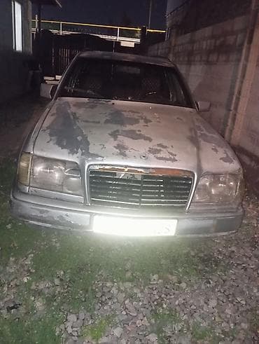 обмен 124: Mercedes-Benz W124: 1994 г., 2 л, Механика, Бензин, Универсал — 3