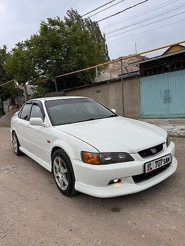 простой: Honda Accord: 2001 г., 2 л, Автомат, Бензин, Седан — 2