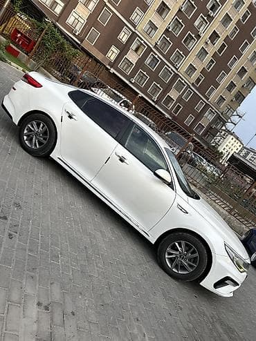 Транспорт: Kia K5: 2018 г., 2 л, Автомат, Газ, Седан — 4