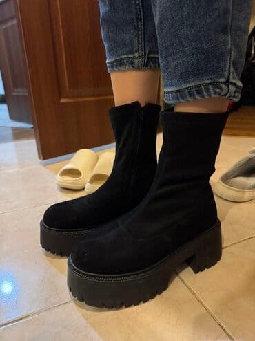 Спецодежда: Женские ботинки-челси на толстой платформе - Цвет: черный - Материал — 1