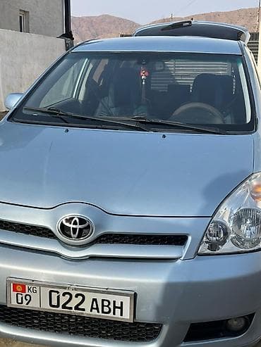 Toyota: Toyota Corolla Verso: 2004 г., 1.8 л, Робот, Бензин, Универсал — 7