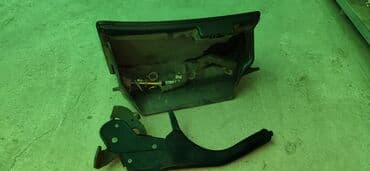 сколько стоят электронные часы: Toyota Carina E 1996год

Бардачок

Ручник — 4