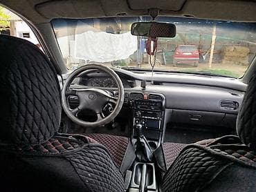 переделанная: Mazda 626: 1993 г., 2 л, Ручные, Бензин, Лифтбек — 3