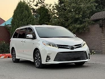 Toyota Sienna: 2018 г., 3.5 л, Автомат, Бензин, Минивэн — 1