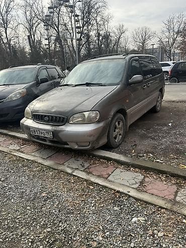 sienna сиенна: Kia Carnival: 2002 г., 2.2 л, Автомат, Бензин, Минивэн — 5