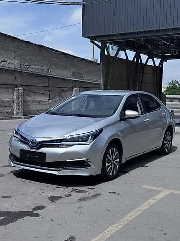coroll: Toyota Corolla: 2019 г., 1.8 л, Автомат, Электромобиль, Седан — 2