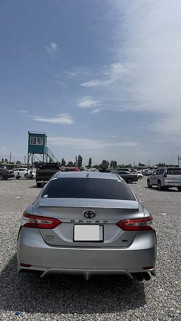 Toyota Camry: 2020 г., 2.5 л, Автомат, Бензин, Седан — 2