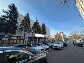 помещение в аренду город ош: Сдаю Офис, 225 м², В административном здании, 1 линия, С отдельной кухней, С отдельным входом — 6