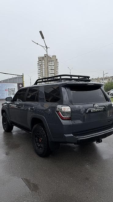 id 4: Toyota 4Runner: 2024 г., 4 л, Автомат, Бензин, Внедорожник — 4