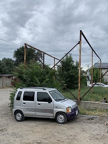 нужна женщина: Suzuki Wagon R: 2000 г., 0.9 л, Механика, Бензин, Минивэн — 7