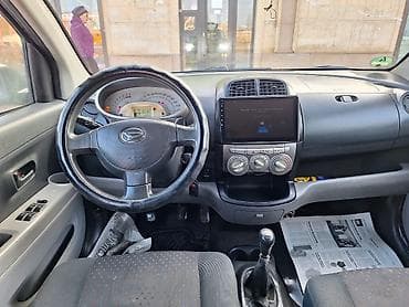 mini kuper: Daihatsu Sirion: 2008 г., 1 л, Механика, Бензин, Хэтчбэк — 5