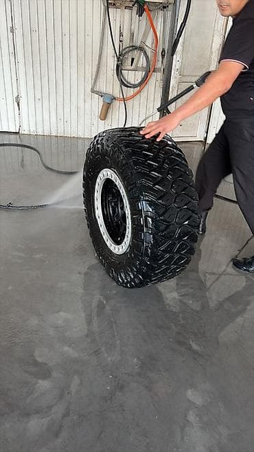 внедорожные шины: Шины 315 / 70 / R 17, Всесезонная, Внедорожные (АТ/МТ), Китай, Maxxis — 1