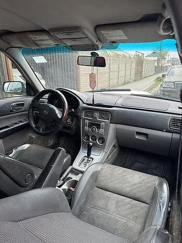 средний кузов: Subaru Forester: 2004 г., 2 л, Автомат, Бензин, Кроссовер — 8