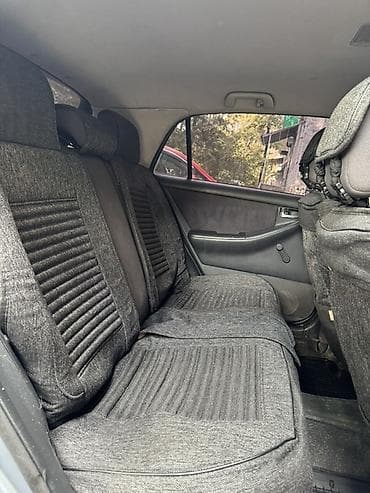 Toyota Corolla: 2003 г., 1.6 л, Механика, Бензин, Хэтчбэк — 7