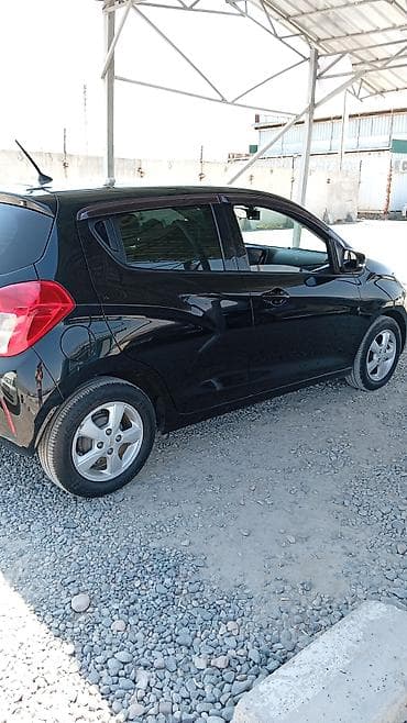 Продажа авто: Chevrolet Spark: 2019 г., Бензин, Хэтчбэк — 2