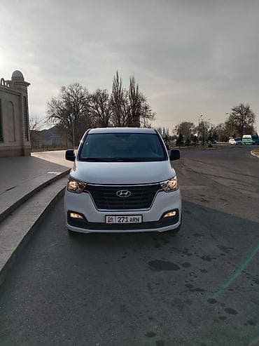 i5 10210u: Hyundai H-1: 2019 г., 2.5 л, Автомат, Дизель, Минивэн — 2