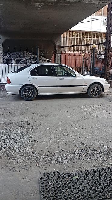 Honda Civic: 1996 г., 1.6 л, Кол менен иштөөчү, Бензин, Хетчбек