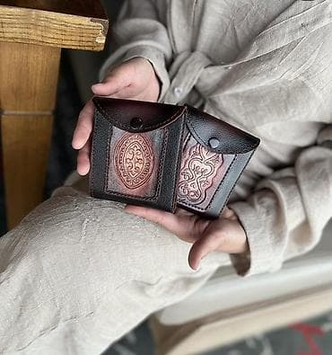 Спецодежда: Мужские аксессуары в этническом стиле. Кошельки/портмоне: - Материал — 2