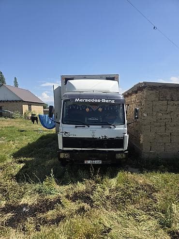 грузовые шыны: Грузовик, Mercedes-Benz, Стандарт, 7 т, Б/у — 2