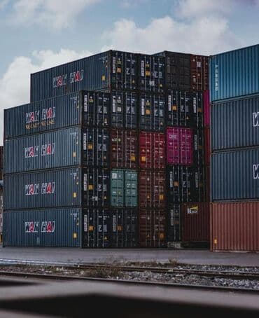 продаю вагончик: Куплю контейнеры! 🚛 Покупаем 20- и 40-футовые морские контейнеры — 3