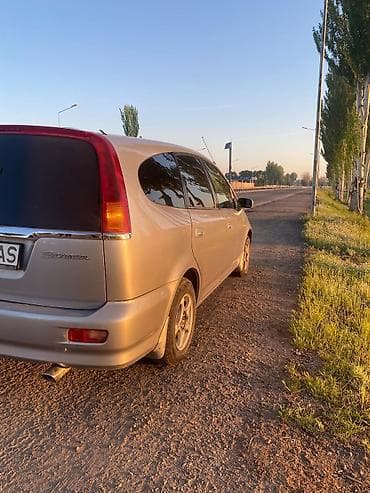Унаа: Honda Stream: 2002 г., Автомат, Бензин, Вэн/Минивэн — 3