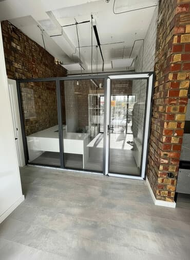 изготовление стеллажей на заказ: На заказ Лофт-перегородка, Для офиса, Монтаж — 1