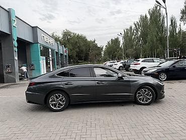 step 2: Hyundai Sonata: 2019 г., 2 л, Автомат, Газ, Седан — 3