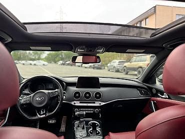 rav4 2021: Kia Stinger: 2021 г., 2 л, Автомат, Бензин, Лифтбек — 9