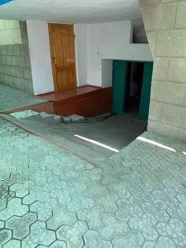 Үйдү ижарага алам: Үй, 180 м², 10 бөлмө, Менчик ээси — 8