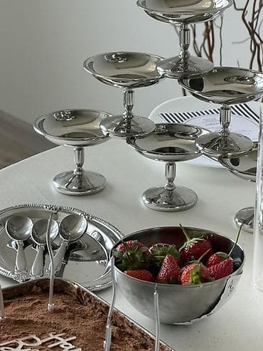 свечи в аренду: Аренда декора: - Дорожка для стола - Маленькие вазы на ваш выбор (5-6 — 5