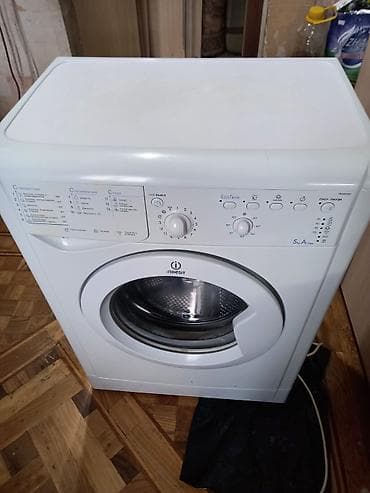 Стиральная машина Indesit, фронтальная загрузка. Характеристики и