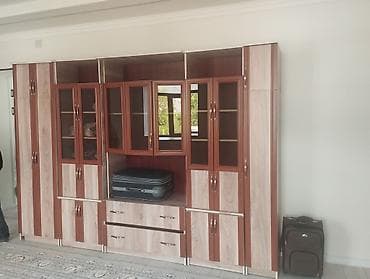 Ремонт и строительство: Стенка-шкаф, Тип стенки-шкафа: Модульная, Для зала, Особенности: С отделением под телевизор — 1