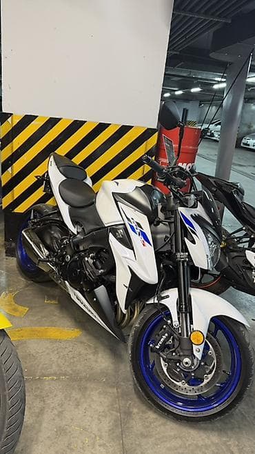Suzuki GSX-S1000 (накед-байк)