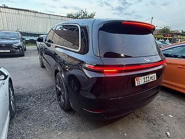 электромобиль roewe: Lixiang L9: 2024 г., 1.5 л, Автомат, Электромобиль, Внедорожник — 5