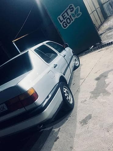 авто венто: Volkswagen Vento: 1992 г., Седан — 3